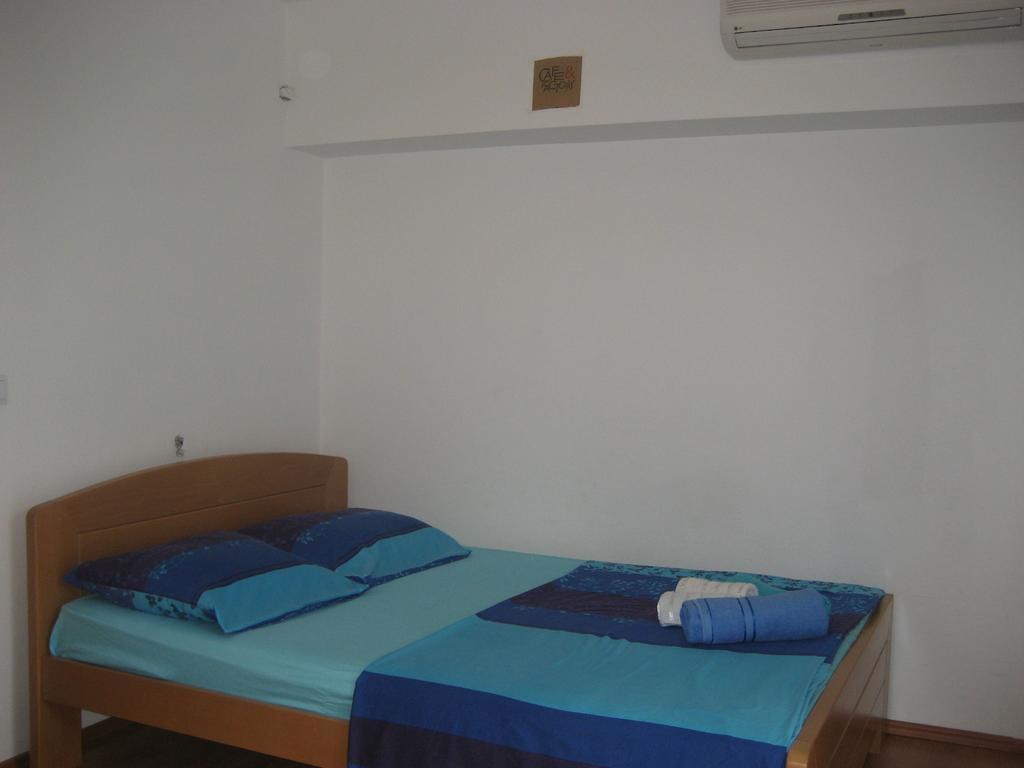 Apartment Aleksandar ティヴァト エクステリア 写真