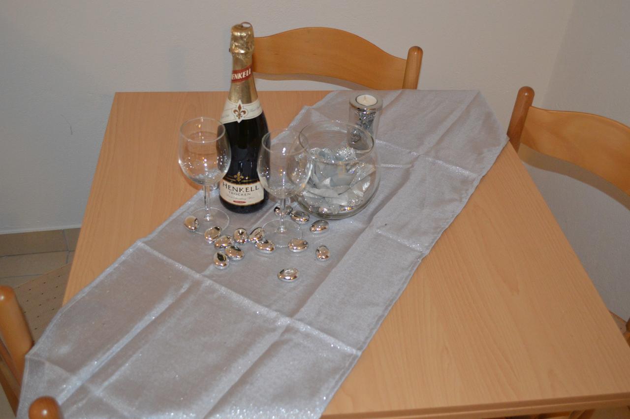 Apartment Aleksandar ティヴァト エクステリア 写真