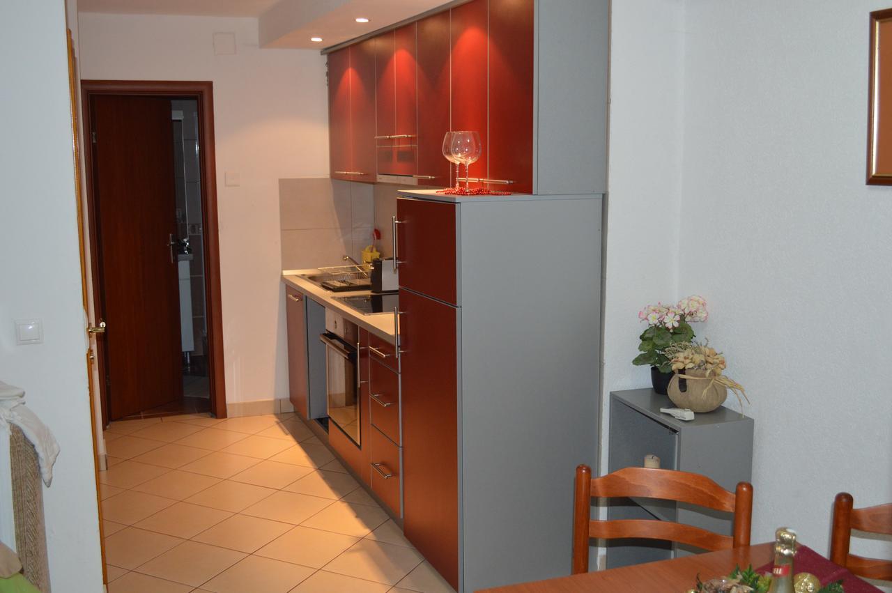 Apartment Aleksandar ティヴァト エクステリア 写真