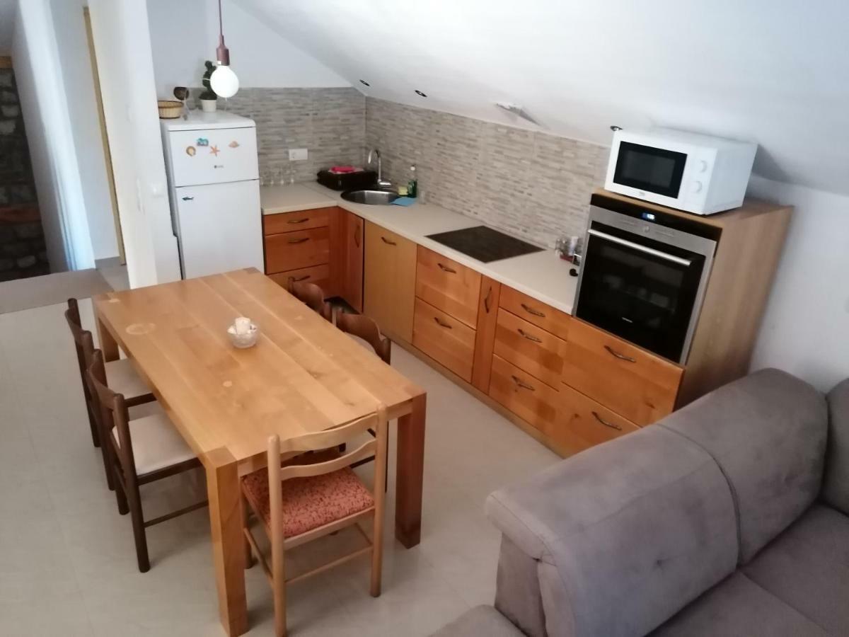 Apartment Aleksandar ティヴァト エクステリア 写真